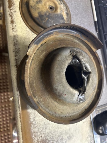 1940 chevy cylinder engine - 6,