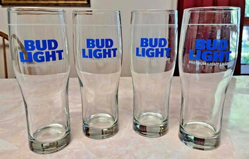 Vintage 1982 bud light beer - light,