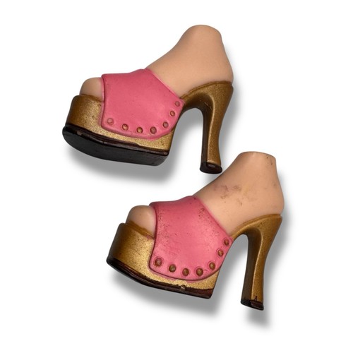 Bratz doll lot mga shoes - doll,