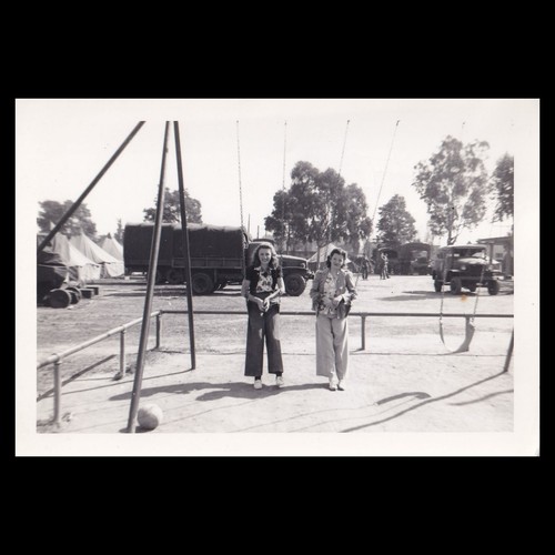 Old vintage photo women - women, on