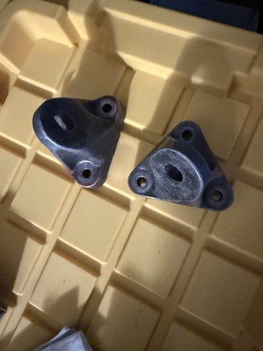 Volvo b20 motor mount - volvo,