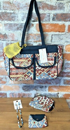 Piece travel set - piece, includes