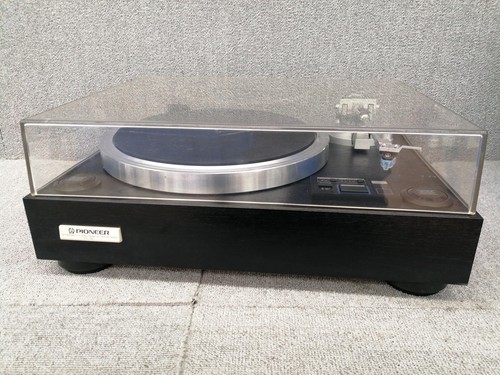 Pioneer record player - record,
