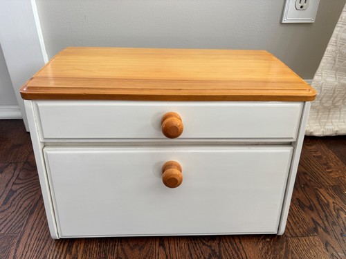 Vintage farmhouse wooden - wooden, bread