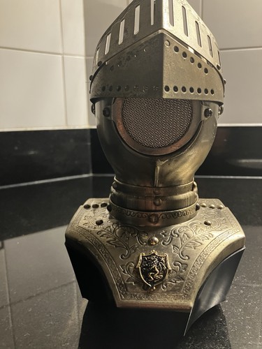 Working vintage knight - vintage, knight’s