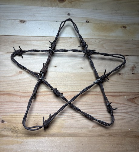 Rusty barbed wire star 8 - rusty,