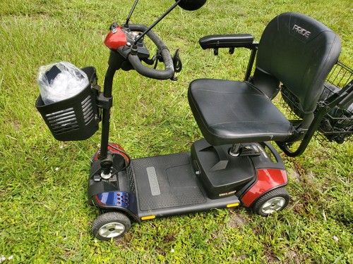 Mobility scooter with lift