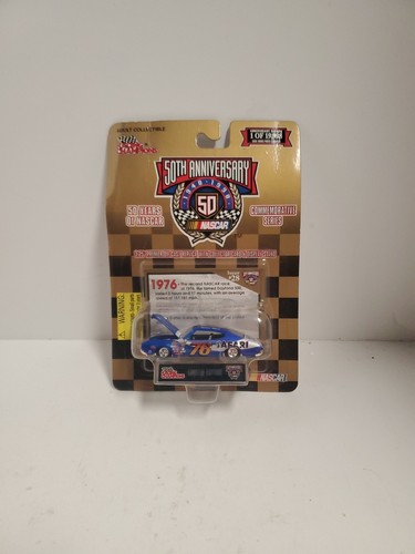 Racing champions 1998 - 1:64,