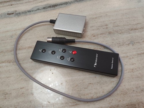 Nakamichi tapedeck remote - ,