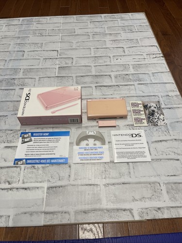 Nintendo lite console - ds,