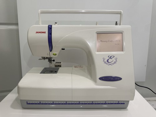 Memory craft 300 janome - e,