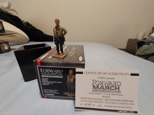 Corgi forward march wwii - march,