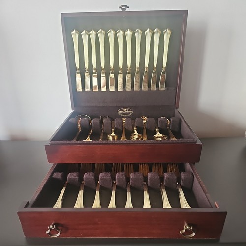 Rogers golden royal plume - rogers,