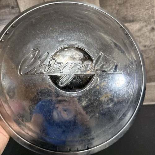 1939 chrysler hubcap - 10",