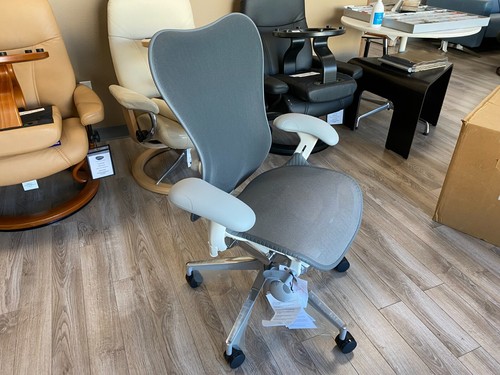 Herman miller mirra office - herman,