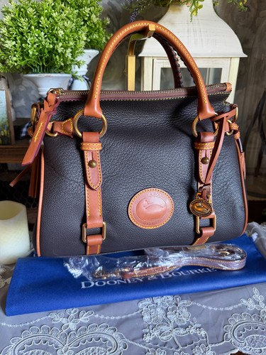 Nwt dooney bourke black - nwt,