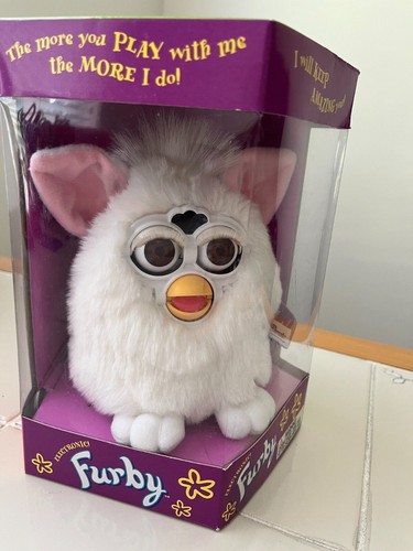 Rare collectible 1998 snowball - rare,
