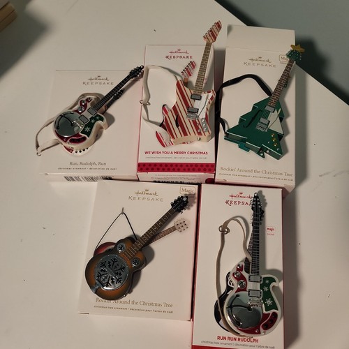 Hallmark keepsake guitar - keepsake,