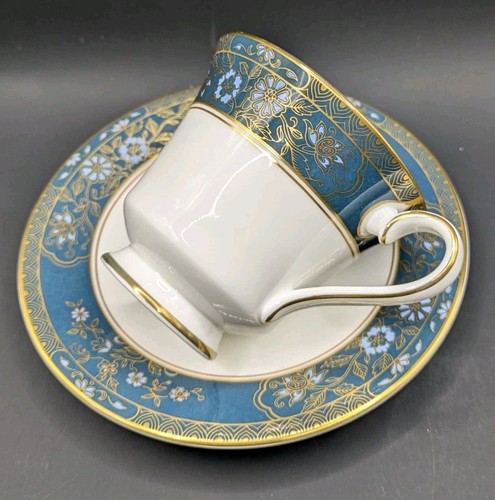 Royal doulton carlyle 5018 - royal,