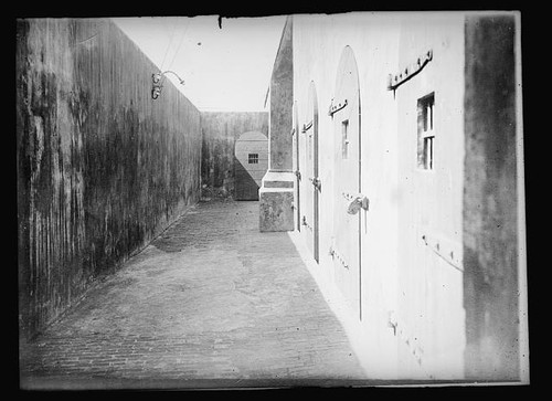 Photo prison cell block 1910s - block,