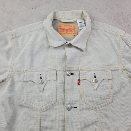 Levis type iconic trucker - 1,