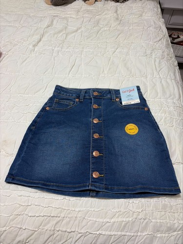 Girls denim skirt size 8 - denim,