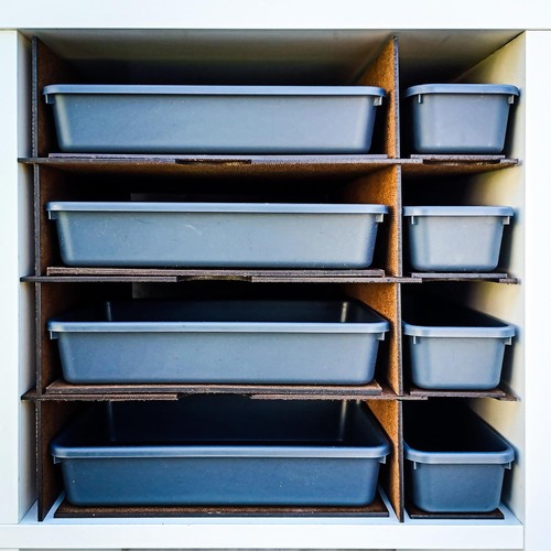 Section insert with - 8-section,
