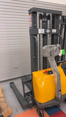 Apollolift used 2200lbs - apollolift, semi