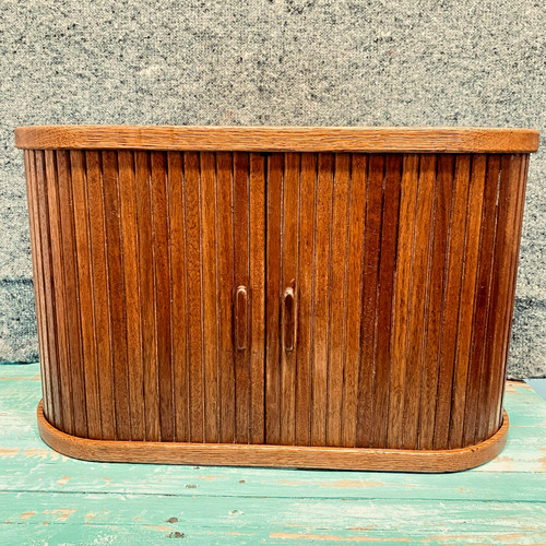 Vintage wooden tambour - vintage, cd