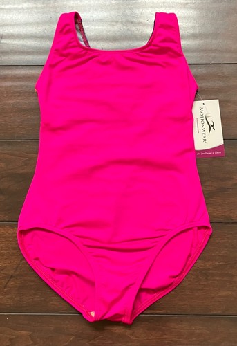 Nwt motionwear small - small, adult