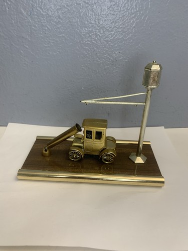 Brass faux wood office - brass/faux,
