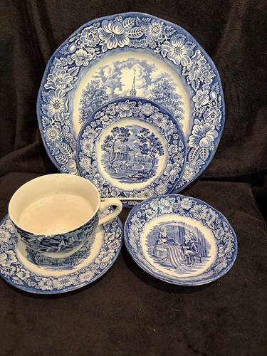 Pick liberty blue dishes - u,