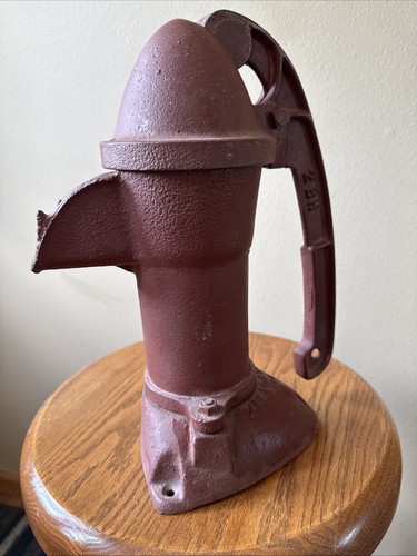 Vintage red cast iron - red,