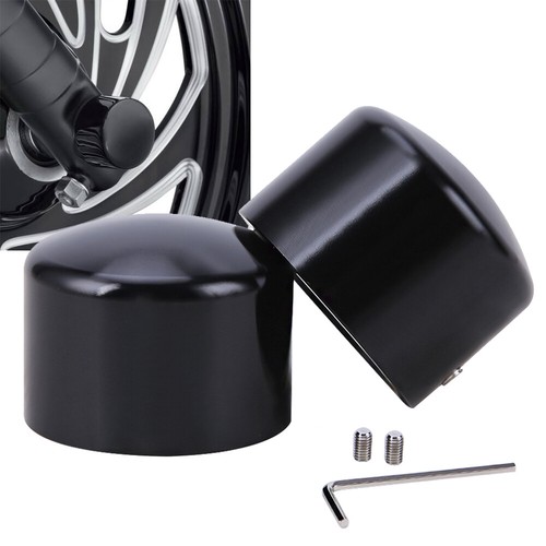 Black front axle cap - front,