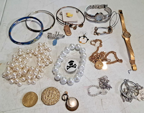 Junk jewelry coin lot - junk,