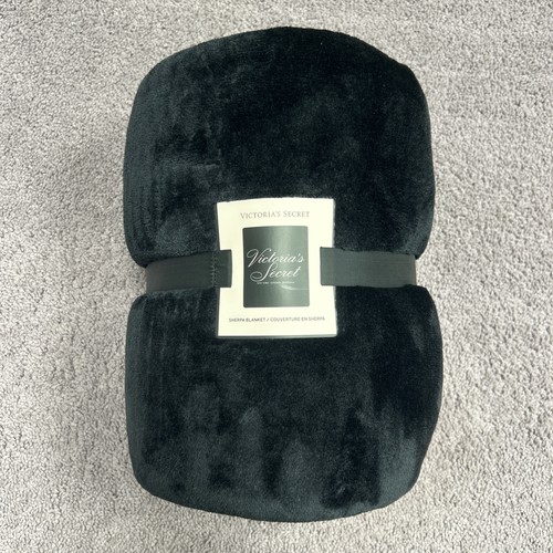 Victoria secret blanket - secret,