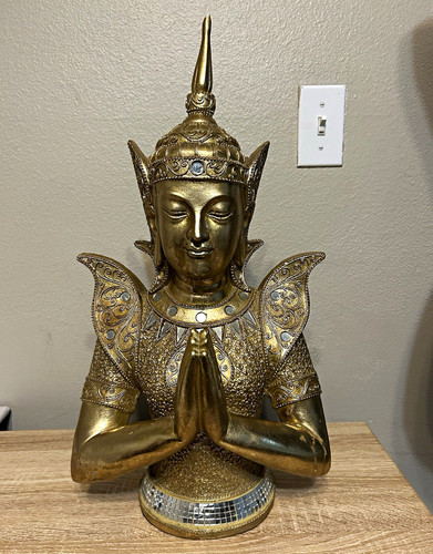 Large thai praying - thai,