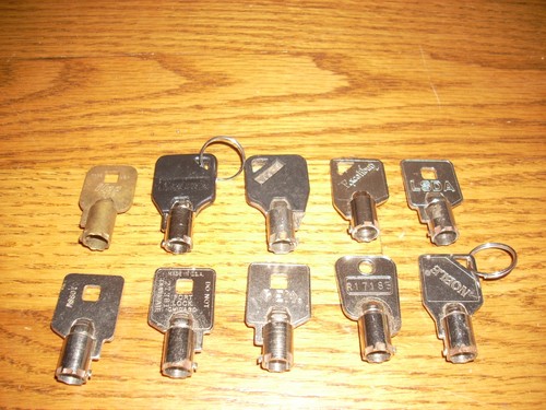 Tubular round barrel key lot - round, key,
