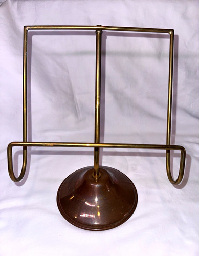 Williams sonoma metal display - williams-sonoma,