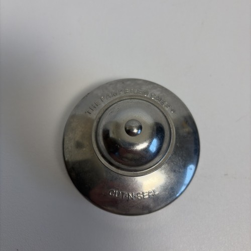 The pampered chef - pampered, cut-n-seal