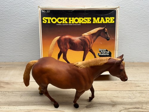 Vtg 1981 breyer sorrell brown - vtg,