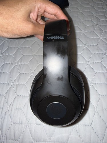 Beats studio wireless - -,