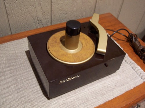 Rca victor portable - portable, bakelite