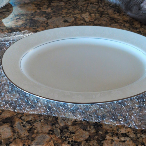 White oval ceramic platter - white,