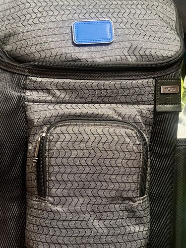Nwt tumi hedrick deluxe brief - nwt,