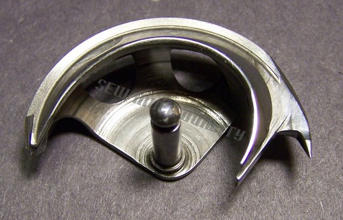 Hook shuttle bernina 1004 - hook,
