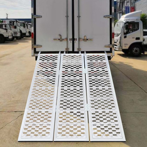 Aluminum loading ramp - ramp, folding