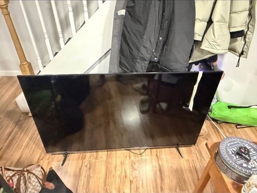 Hisense led black with roku - hisense,