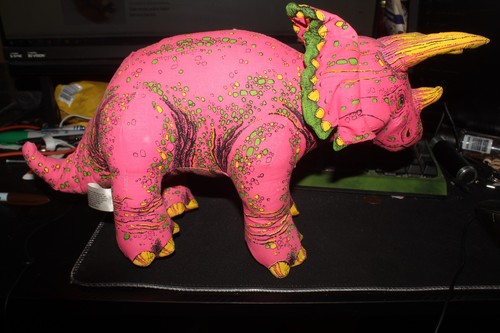 Vtg triceratops pink - triceratops, dinosaur