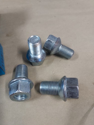 Nos lug studs - 20, bolts